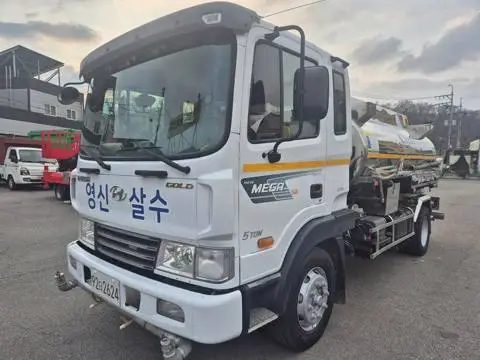 현대 5톤 살수차 2009년식 사진 1