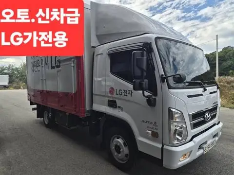 2.5톤 내장탑 2026년식 사진 1